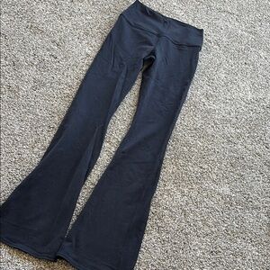 Alo Yoga Flared Yoga Pants